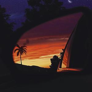 裸体比基尼美女虑待尿口
