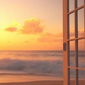 裸体比基尼美女虑待尿口
