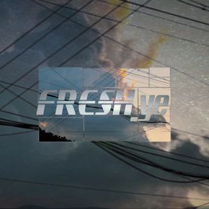 裸体比基尼美女虑待尿口
